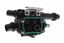 Load image into Gallery viewer, QBEC931 Thermostat Housing for DS Citroen Berlingo 1.6 BlueHDi Peugeot Expert 9850364680