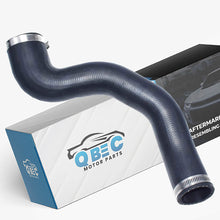 Lade das Bild in den Galerie-Viewer, upper-right-intercooler-turbo-hose-pipe-for-land-rover-pnh500371
